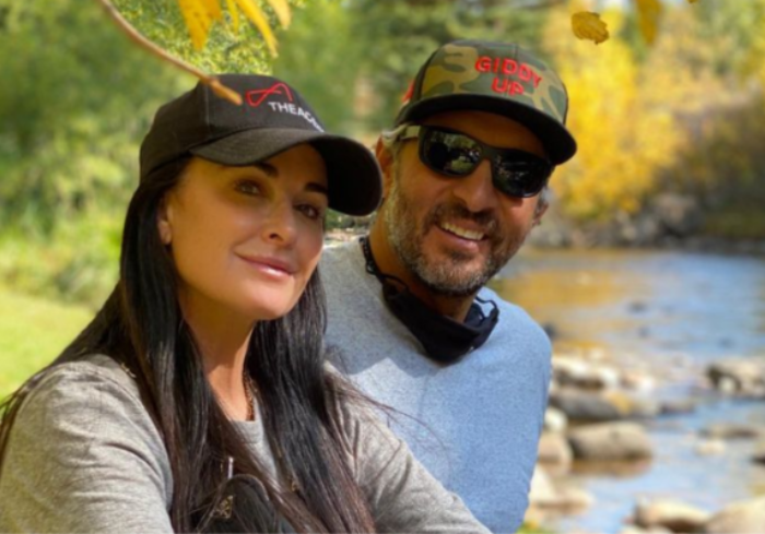 Kyle Richards confirms Mauricio Umansky moved out of their home ...